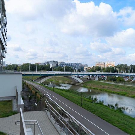 Capital Towers - Apartament Green Z Widokiem Na Rzeke Rzeszów Exterior foto