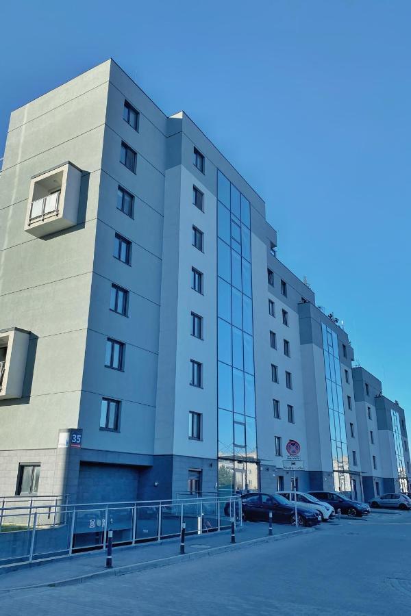 Capital Towers - Apartament Green Z Widokiem Na Rzeke Rzeszów Exterior foto